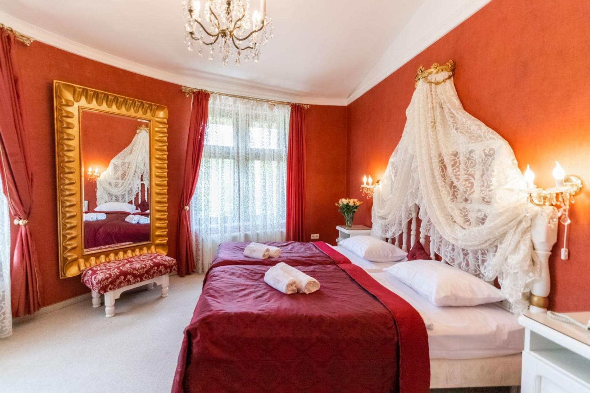 אוסטראון Rezydencja Czantoria & Spa חדר תמונה