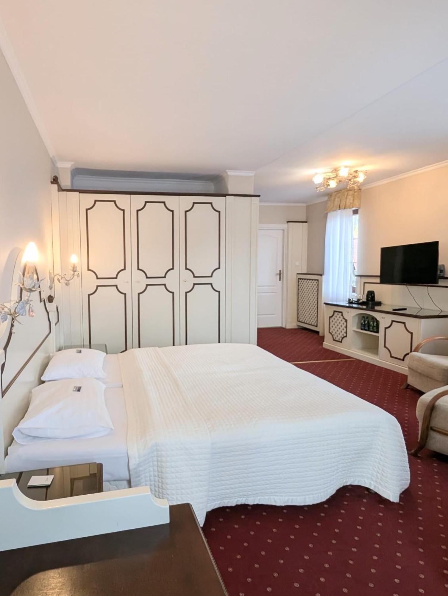אוסטראון Rezydencja Czantoria & Spa מראה חיצוני תמונה